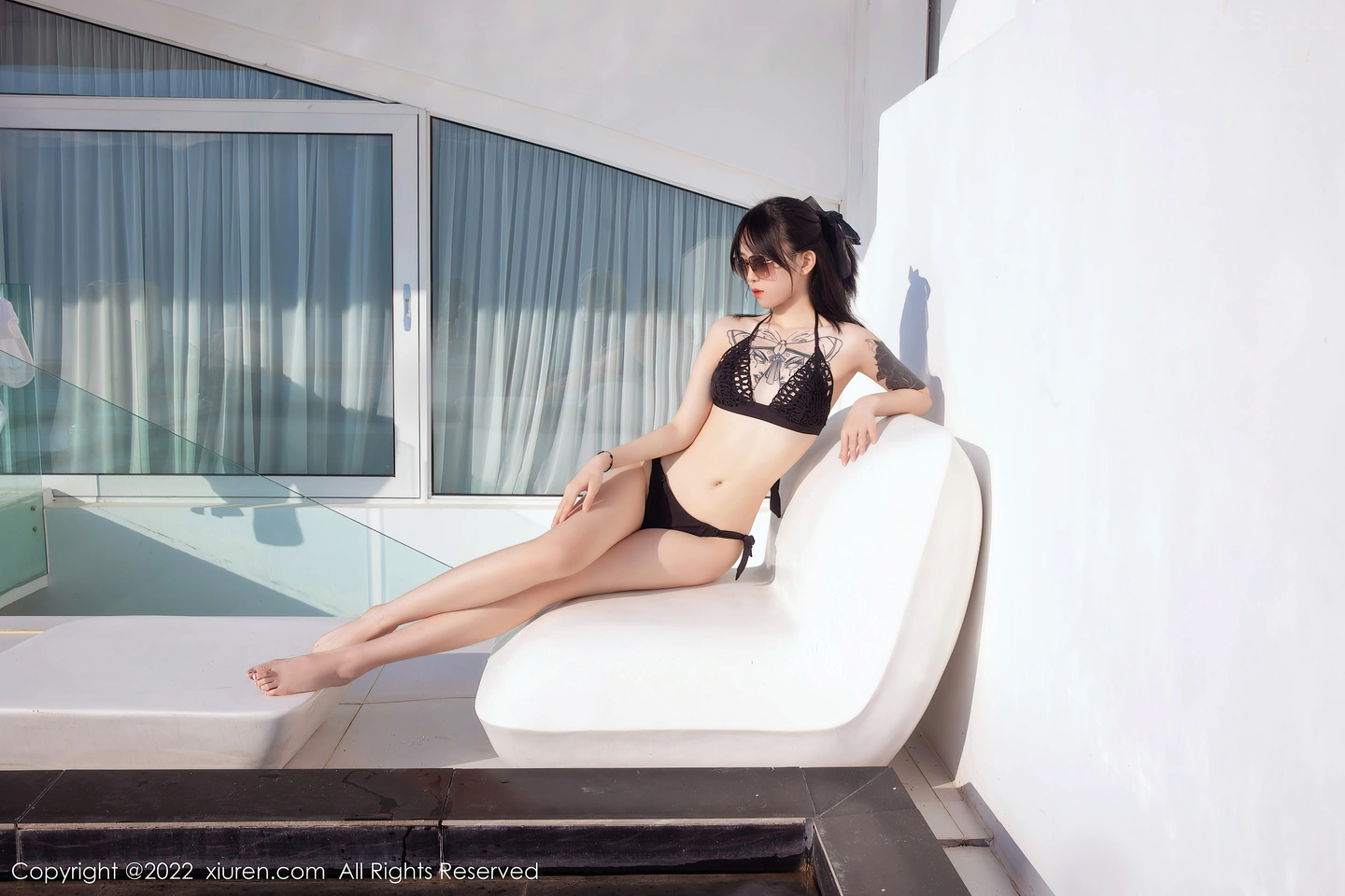 图片[5]-[XiuRen秀人网] VOL.5422 模特奶瓶大理旅拍泳池性感黑色比基尼秀曼妙身姿迷人诱惑写真75P-秀人网官方网站